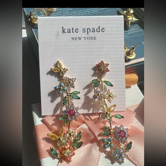 Katespade bloom flower linear earrings - Picture 10 of 13